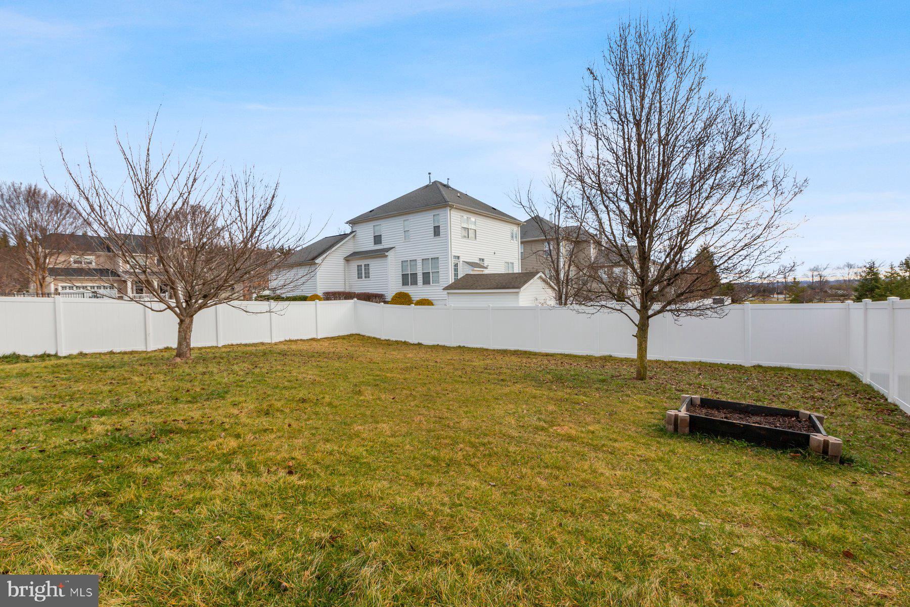 TUSCARORA CREEK - Residential