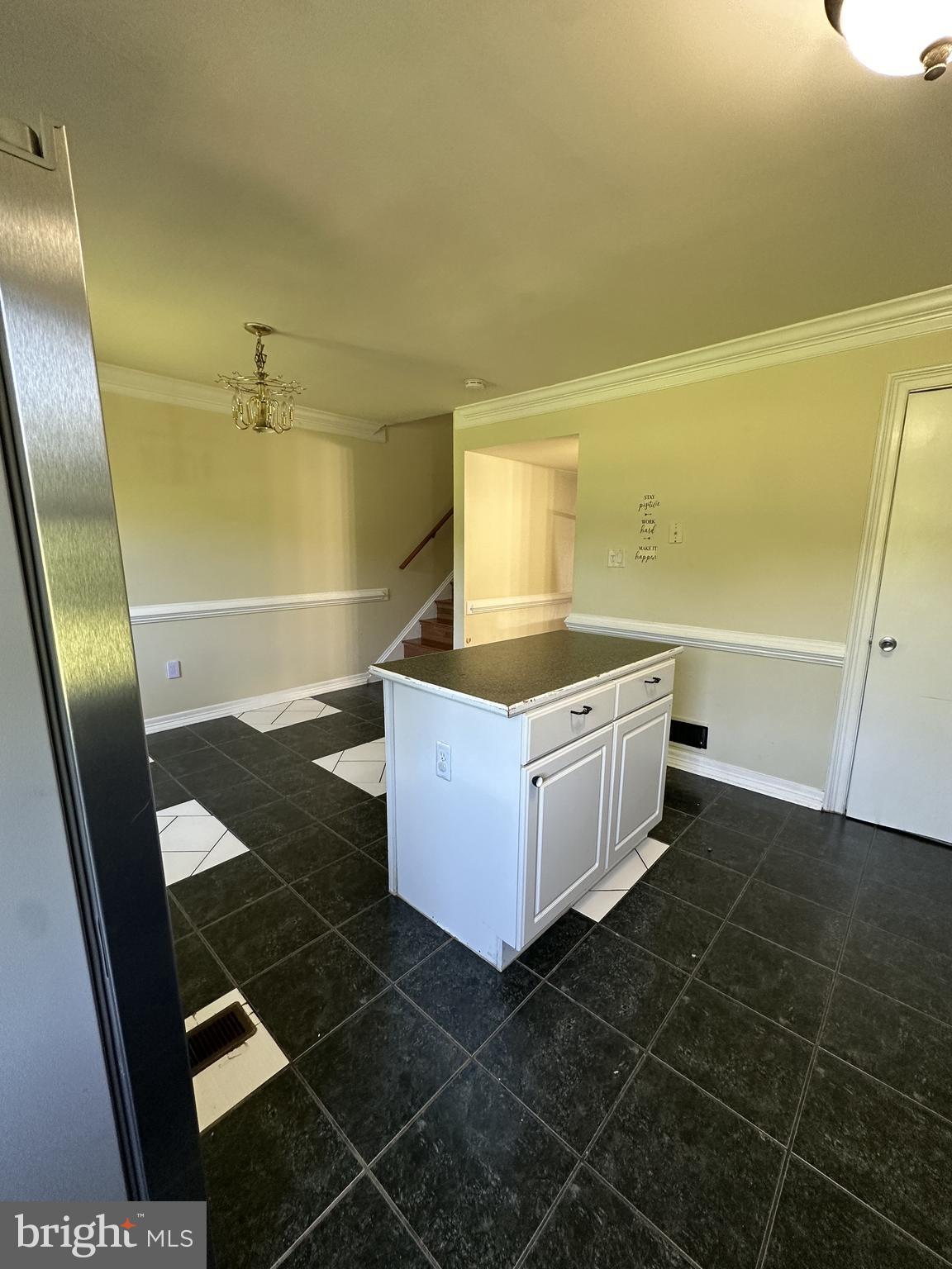 DALE CITY - Residential Lease