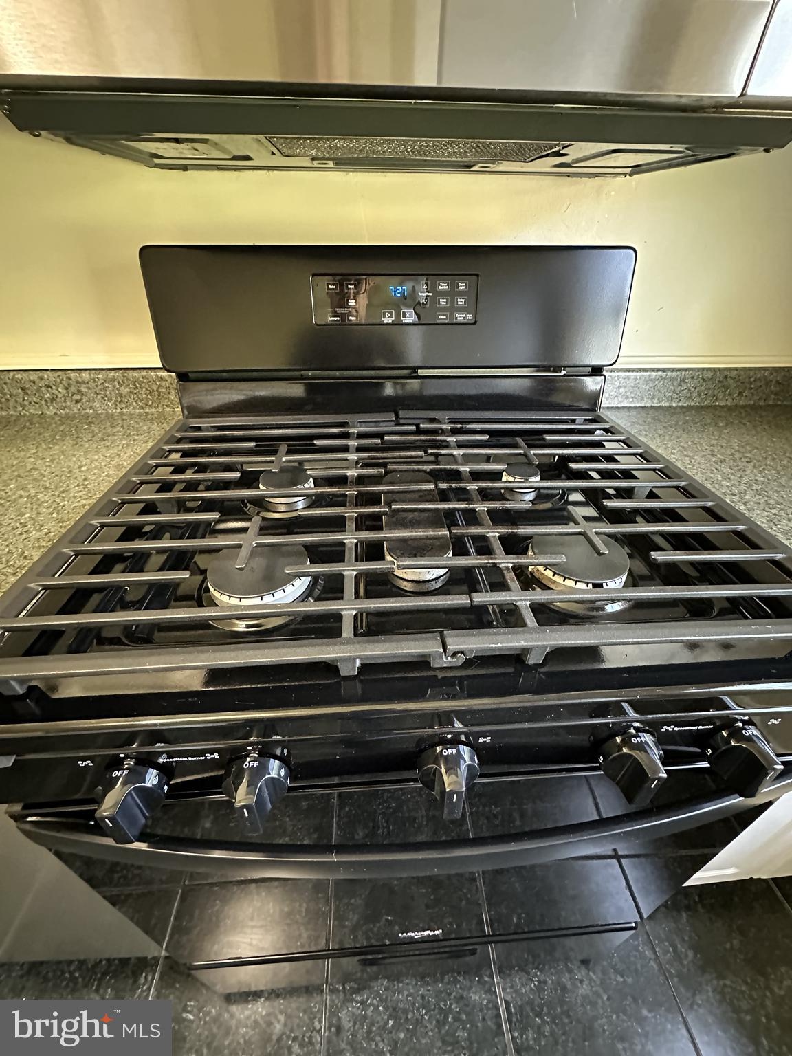 DALE CITY - Residential Lease