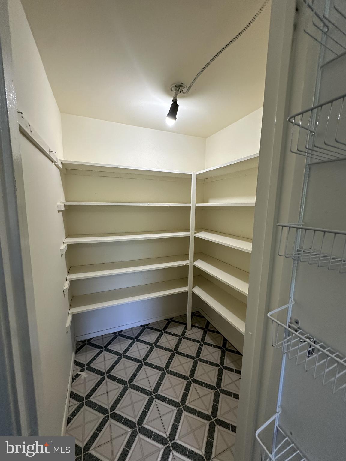 DALE CITY - Residential Lease