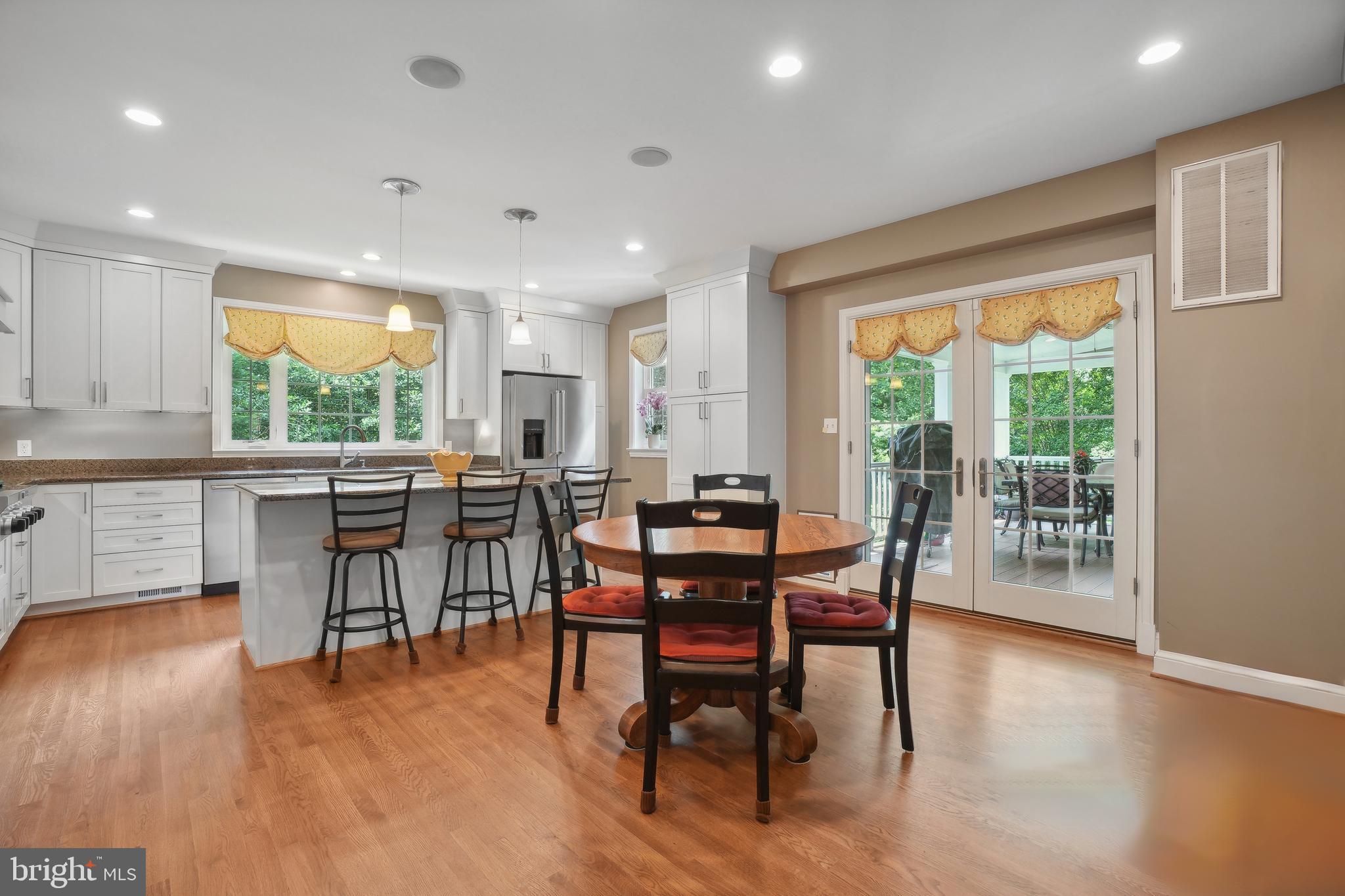 SPRING VALLEY - Residential