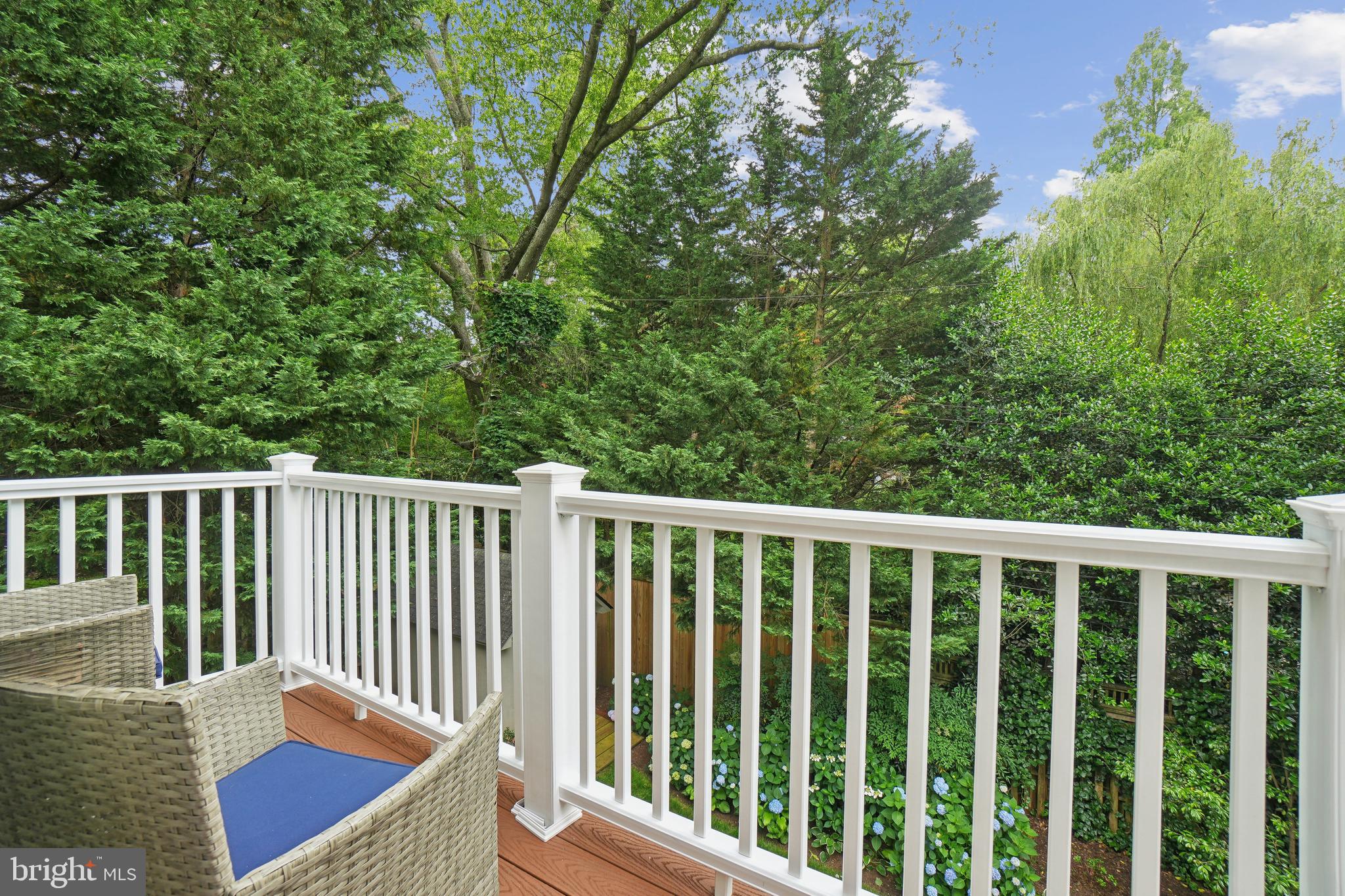 SPRING VALLEY - Residential