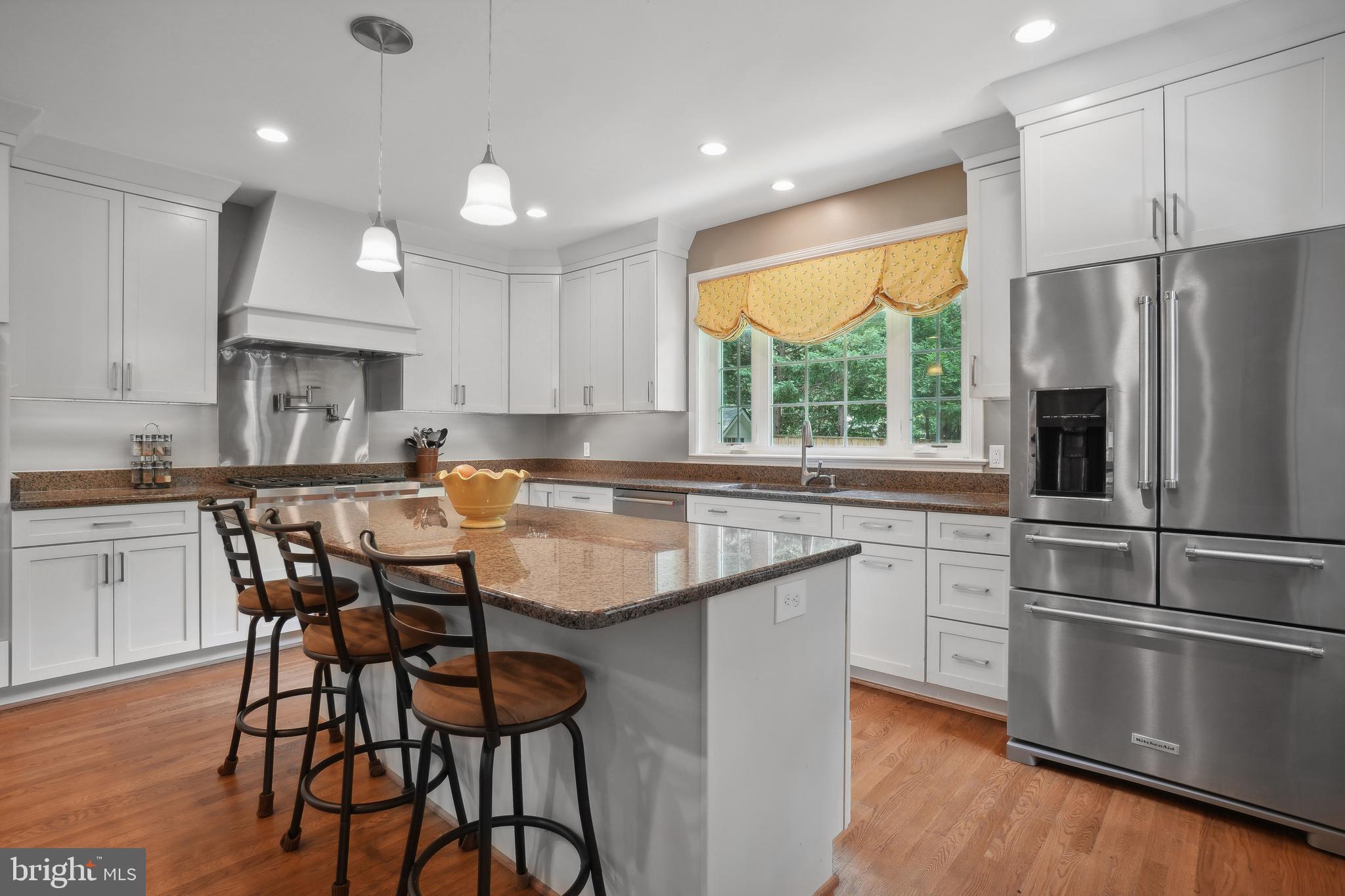 SPRING VALLEY - Residential