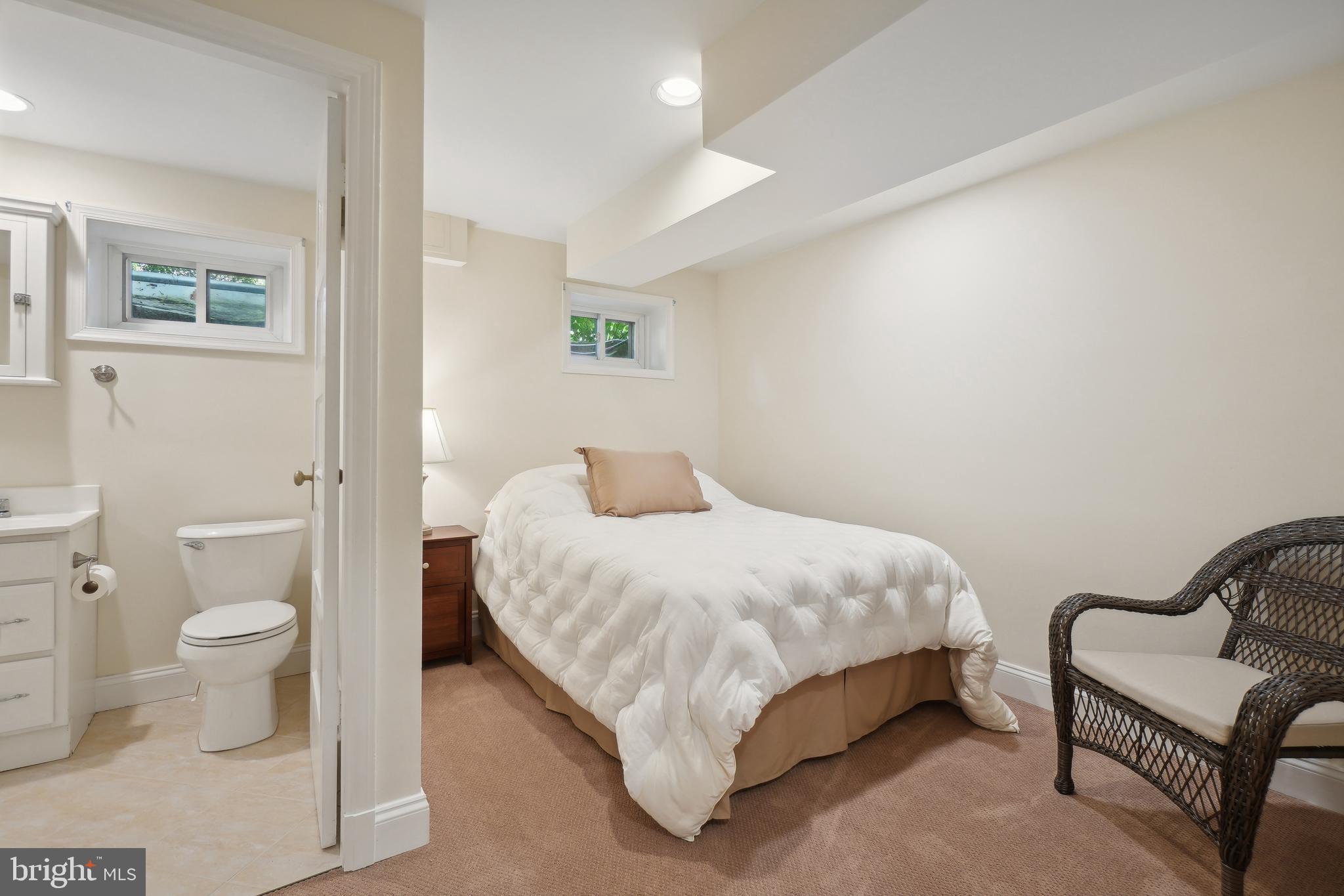 SPRING VALLEY - Residential