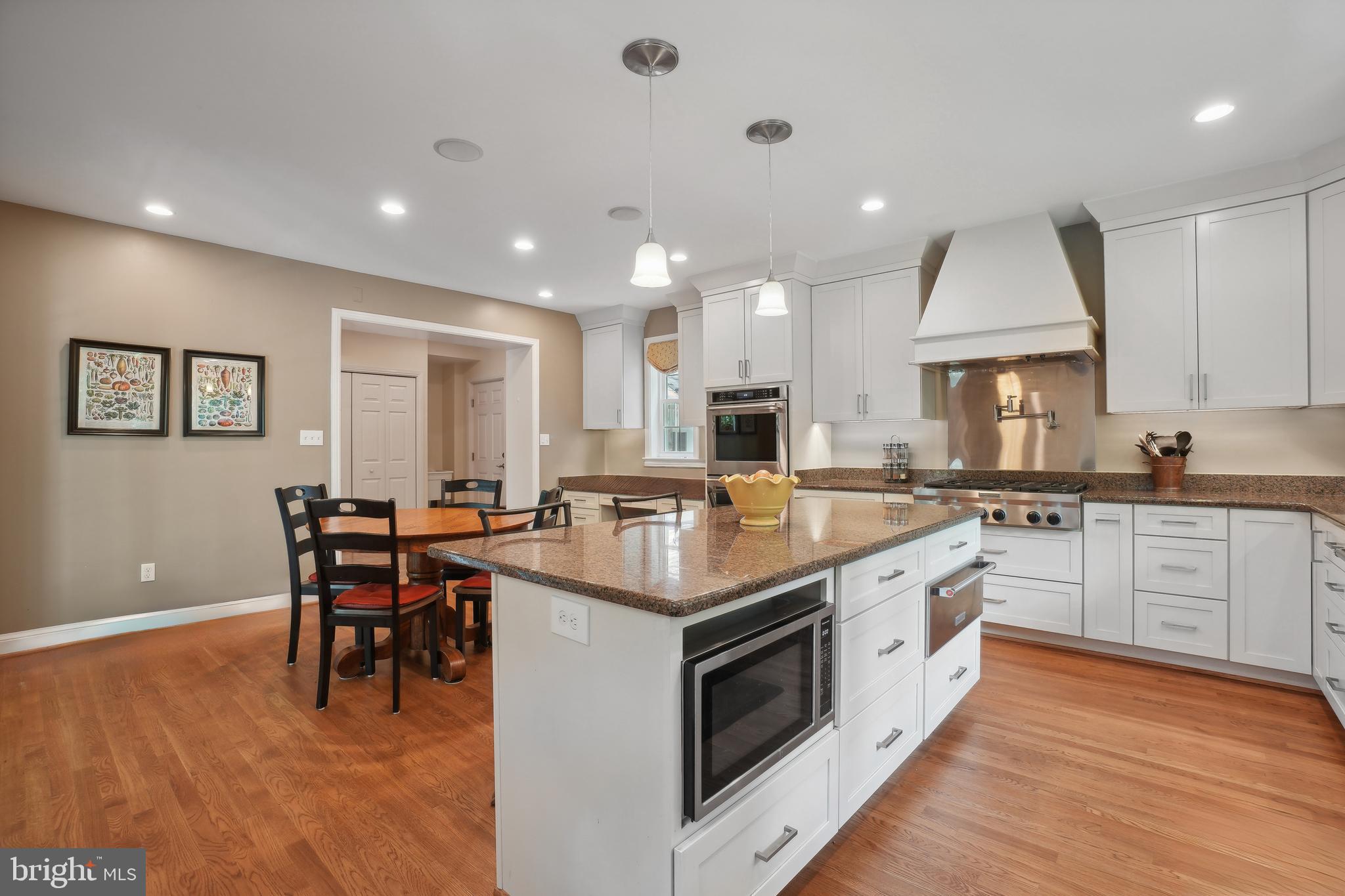 SPRING VALLEY - Residential