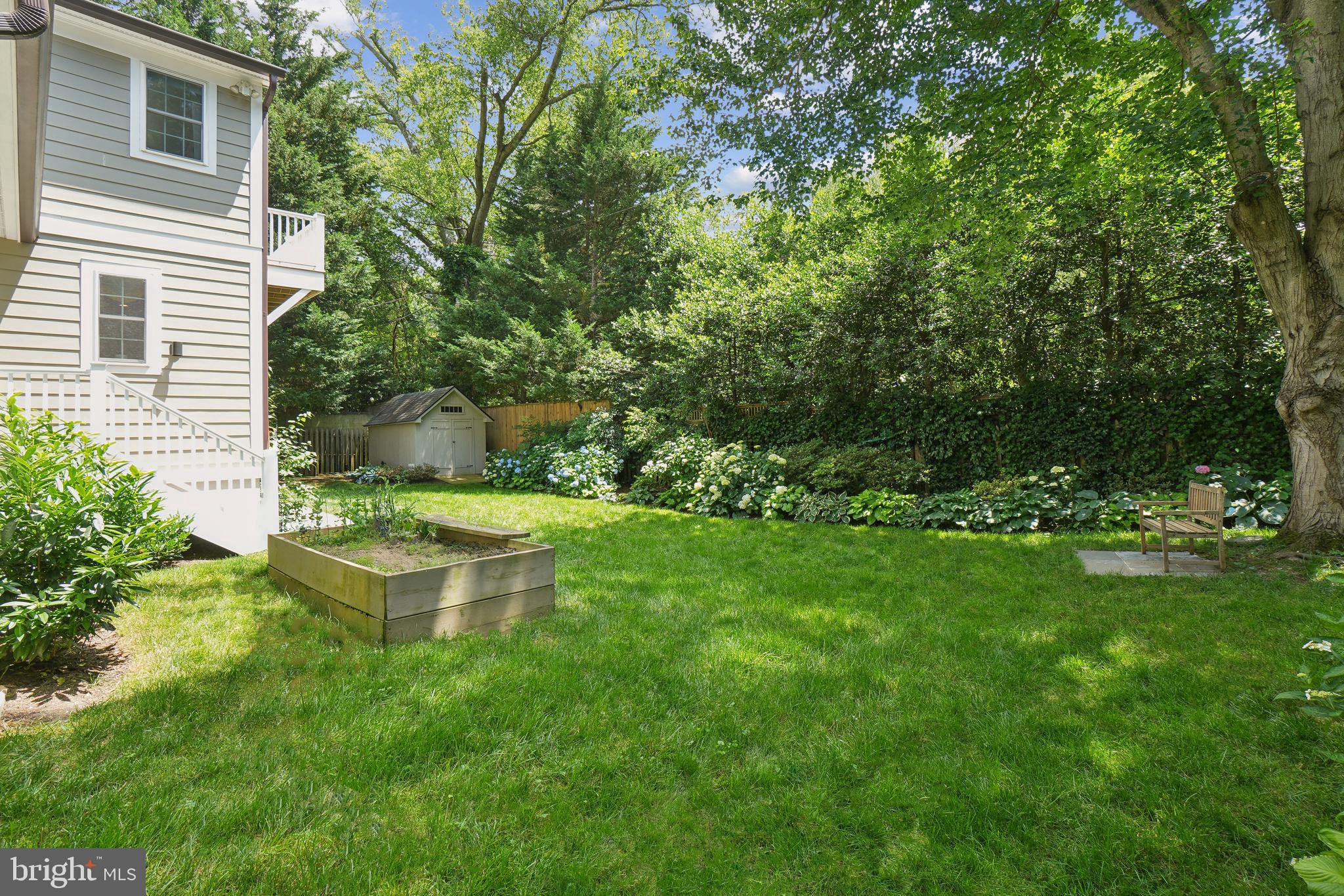 SPRING VALLEY - Residential