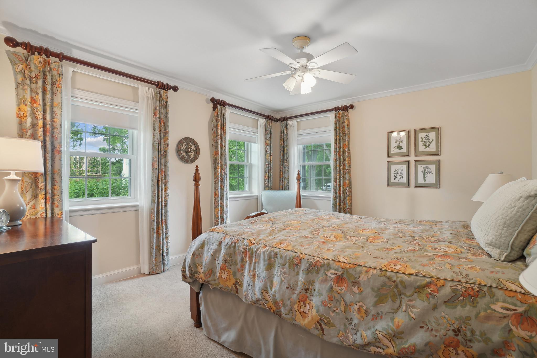 SPRING VALLEY - Residential