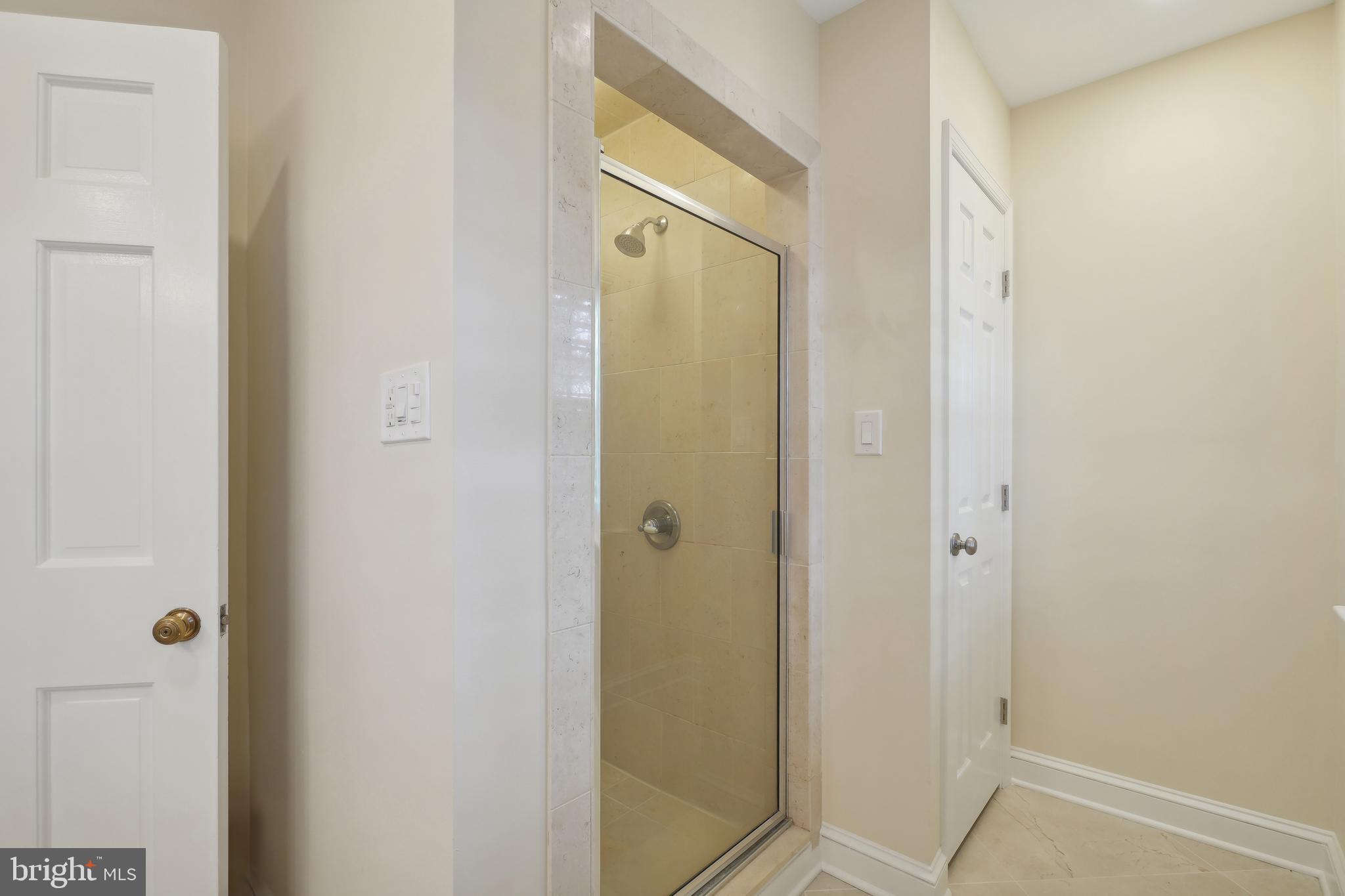 SPRING VALLEY - Residential