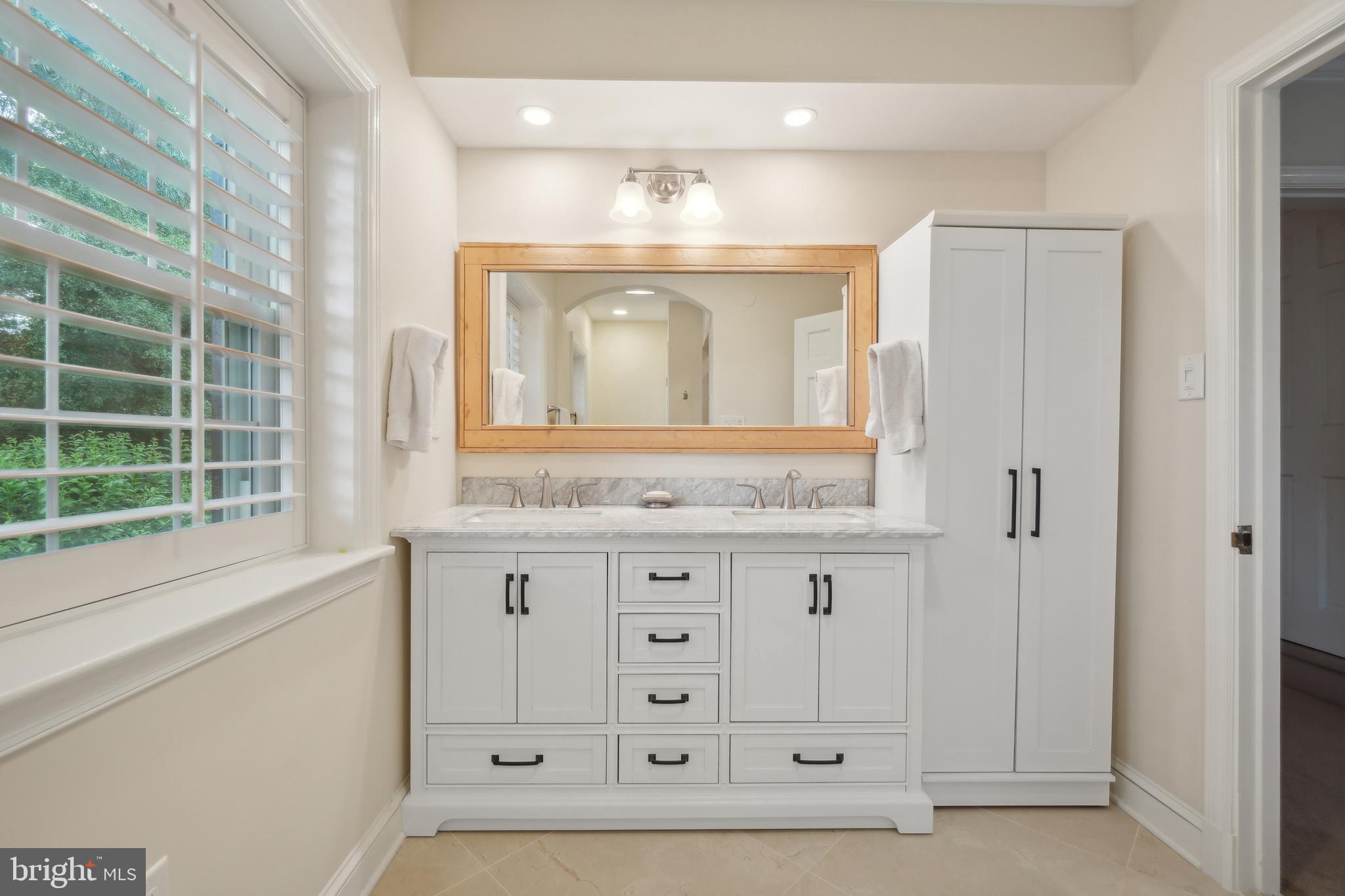 SPRING VALLEY - Residential