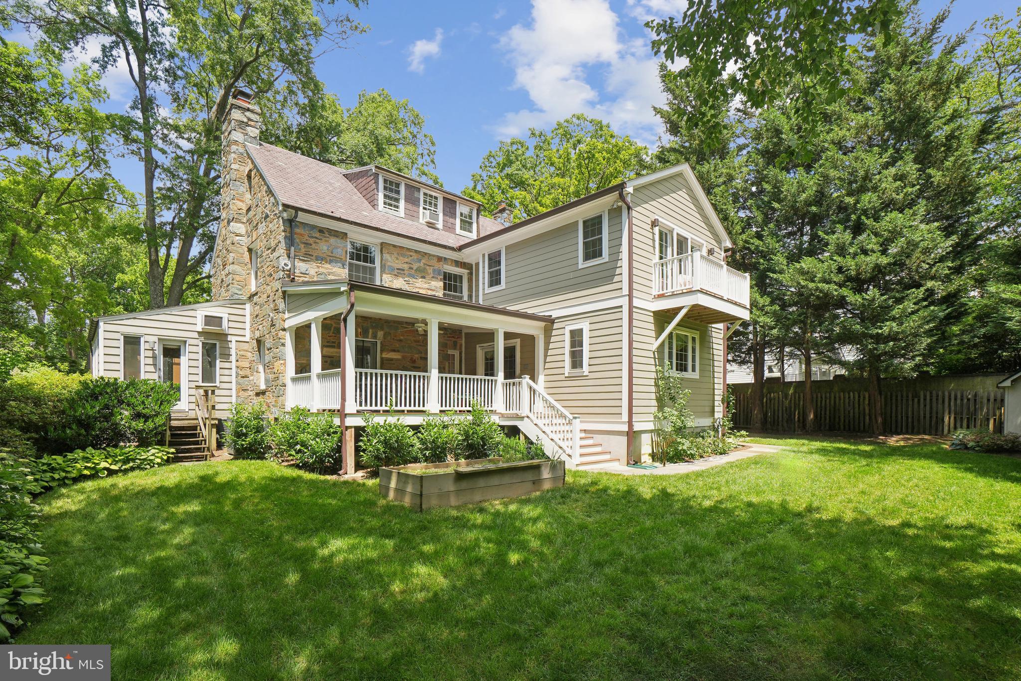 SPRING VALLEY - Residential