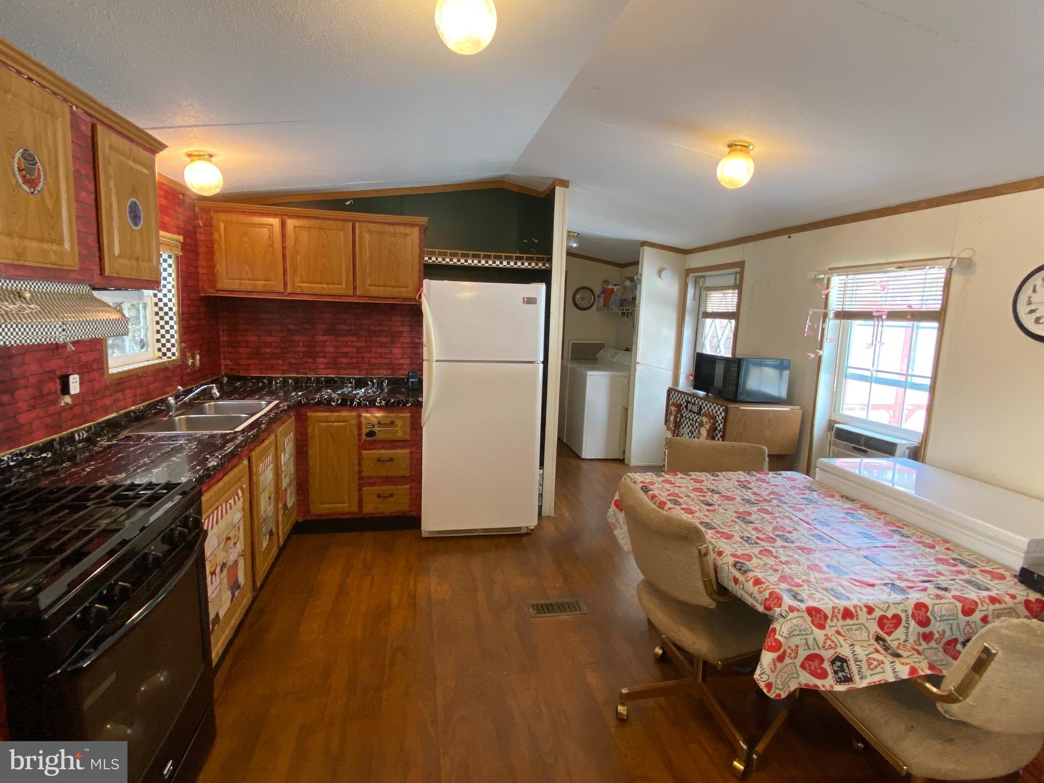 HERITAGE ESTATES - Residential