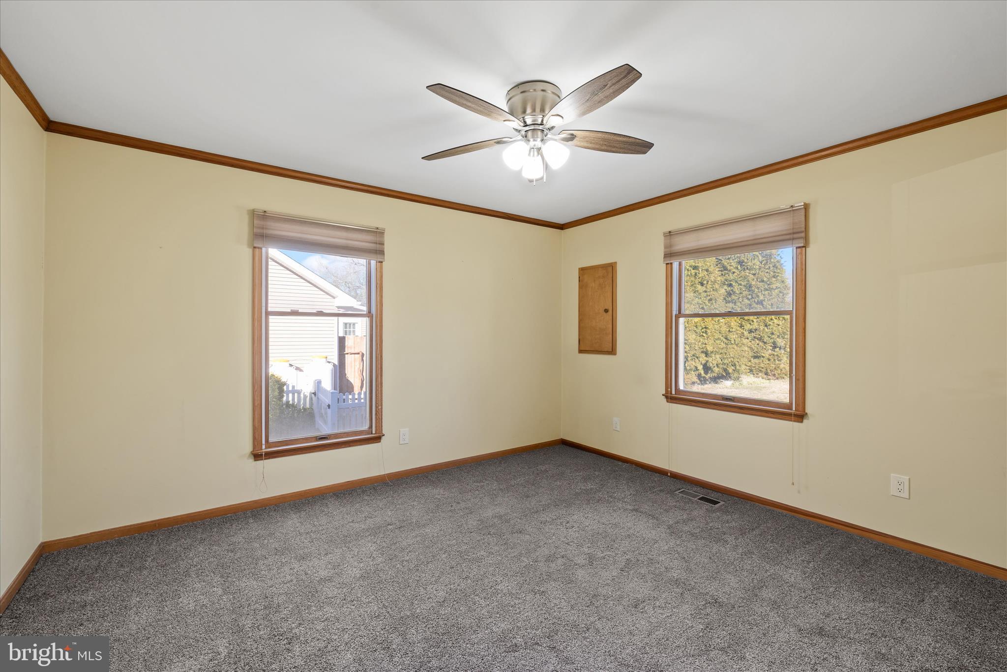 FOX HOLLOW - Residential