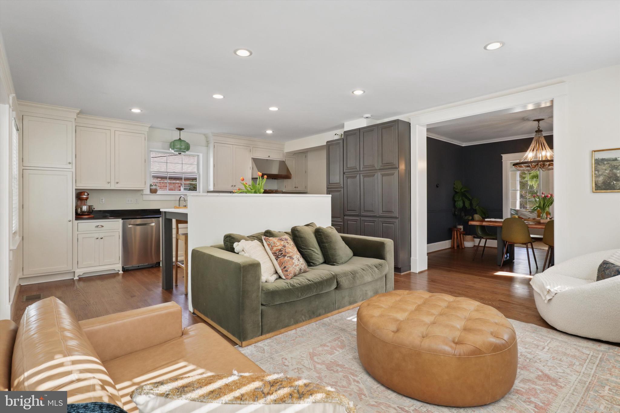 ROSEMONT - Residential