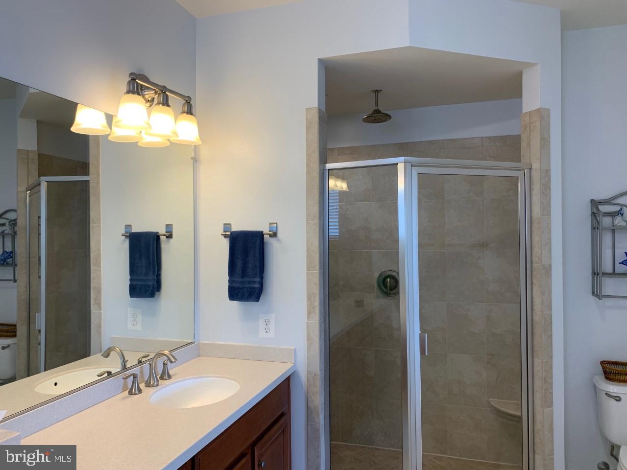 LANSDOWNE TOWN CENTER CONDOS - Residential