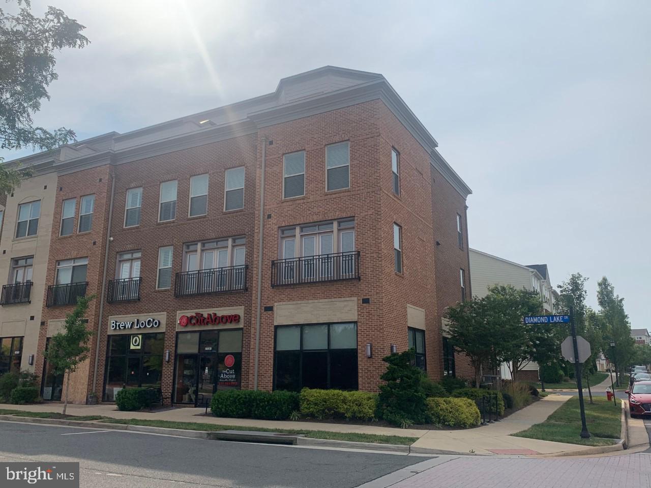 LANSDOWNE TOWN CENTER CONDOS - Residential