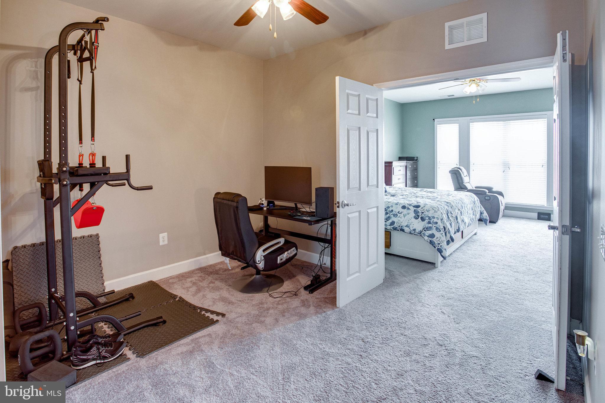 POTOMAC CLUB - Residential