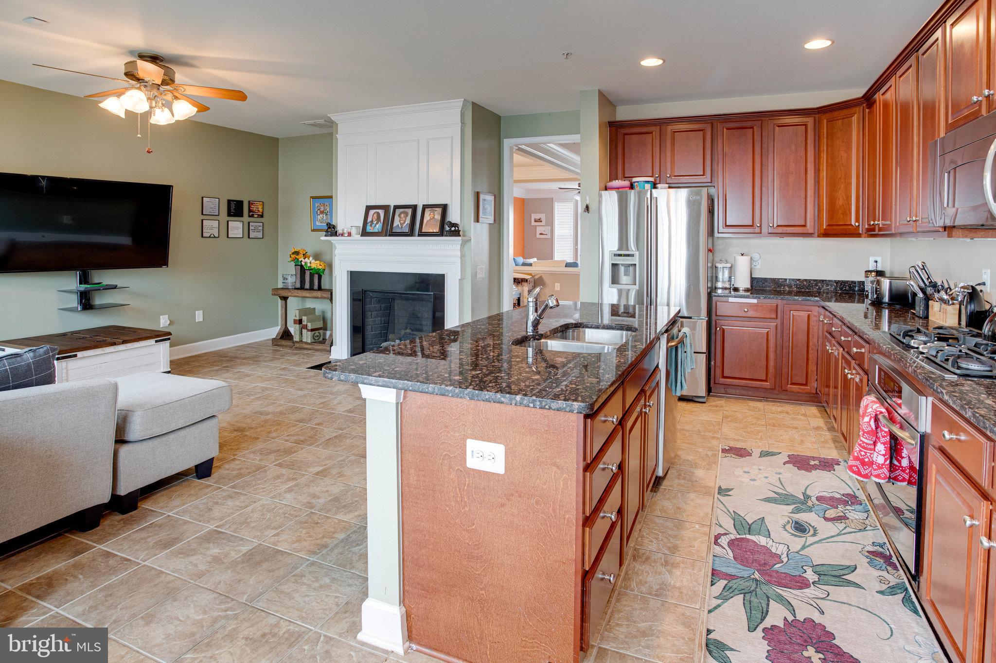 POTOMAC CLUB - Residential