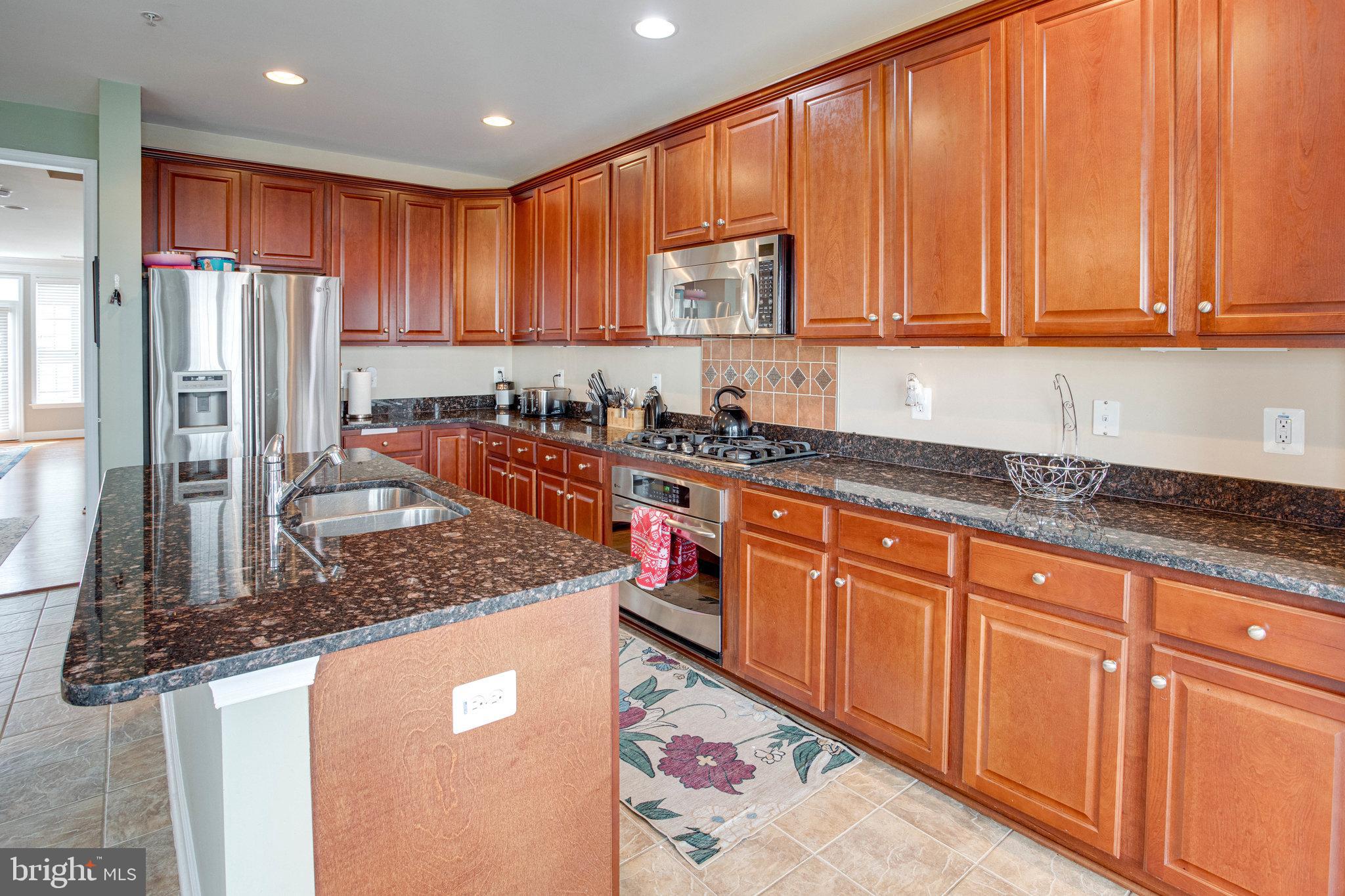 POTOMAC CLUB - Residential