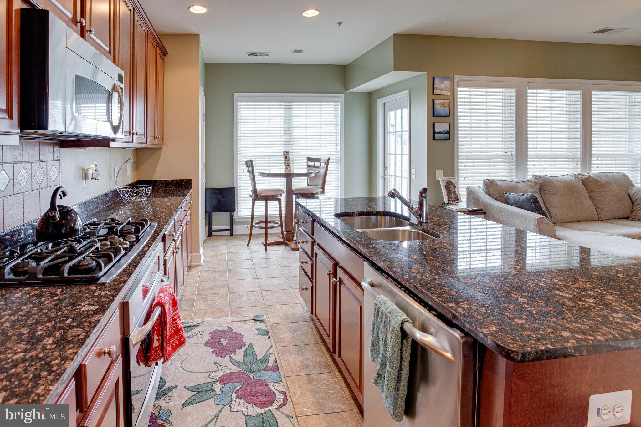 POTOMAC CLUB - Residential