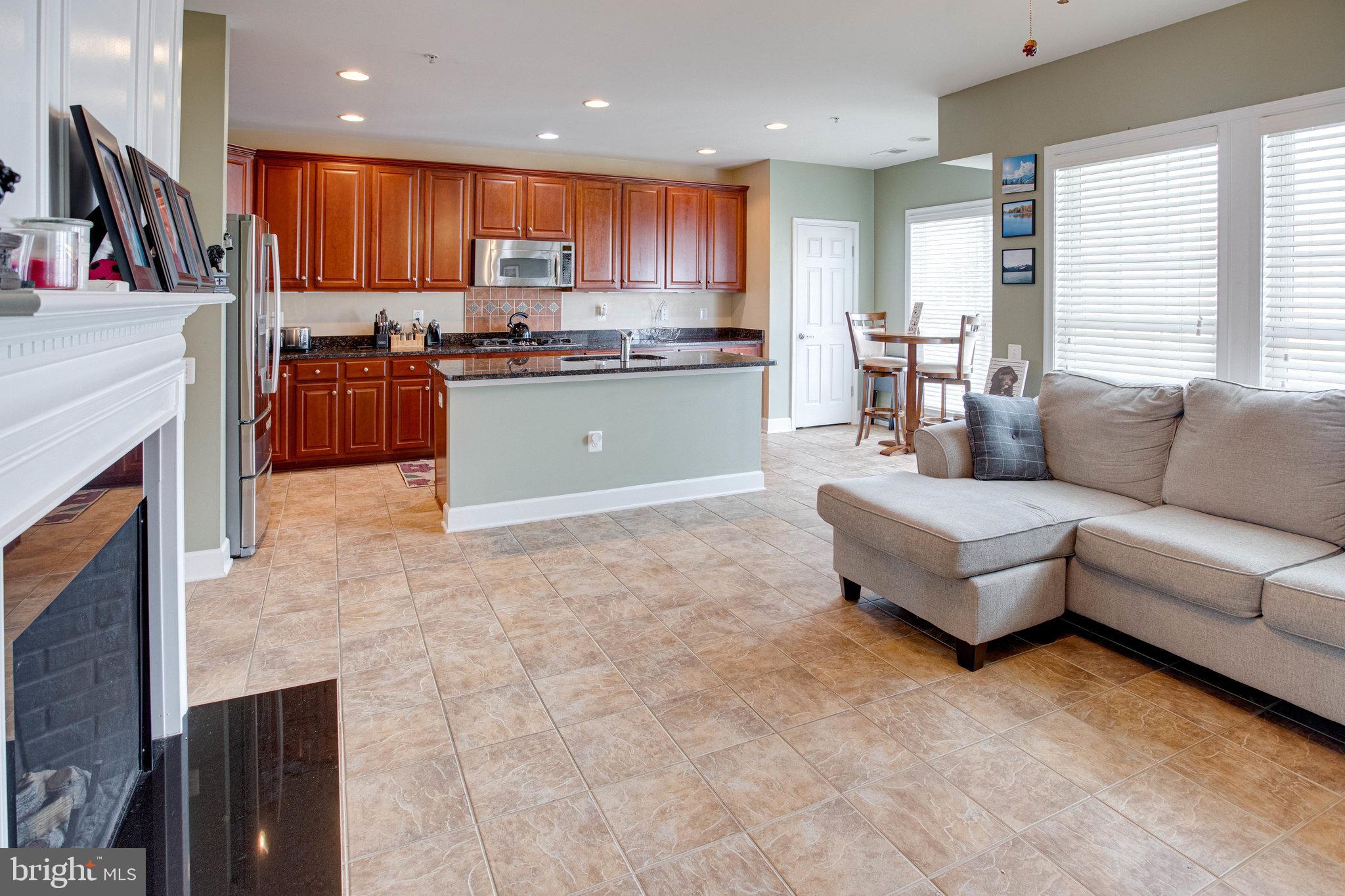 POTOMAC CLUB - Residential