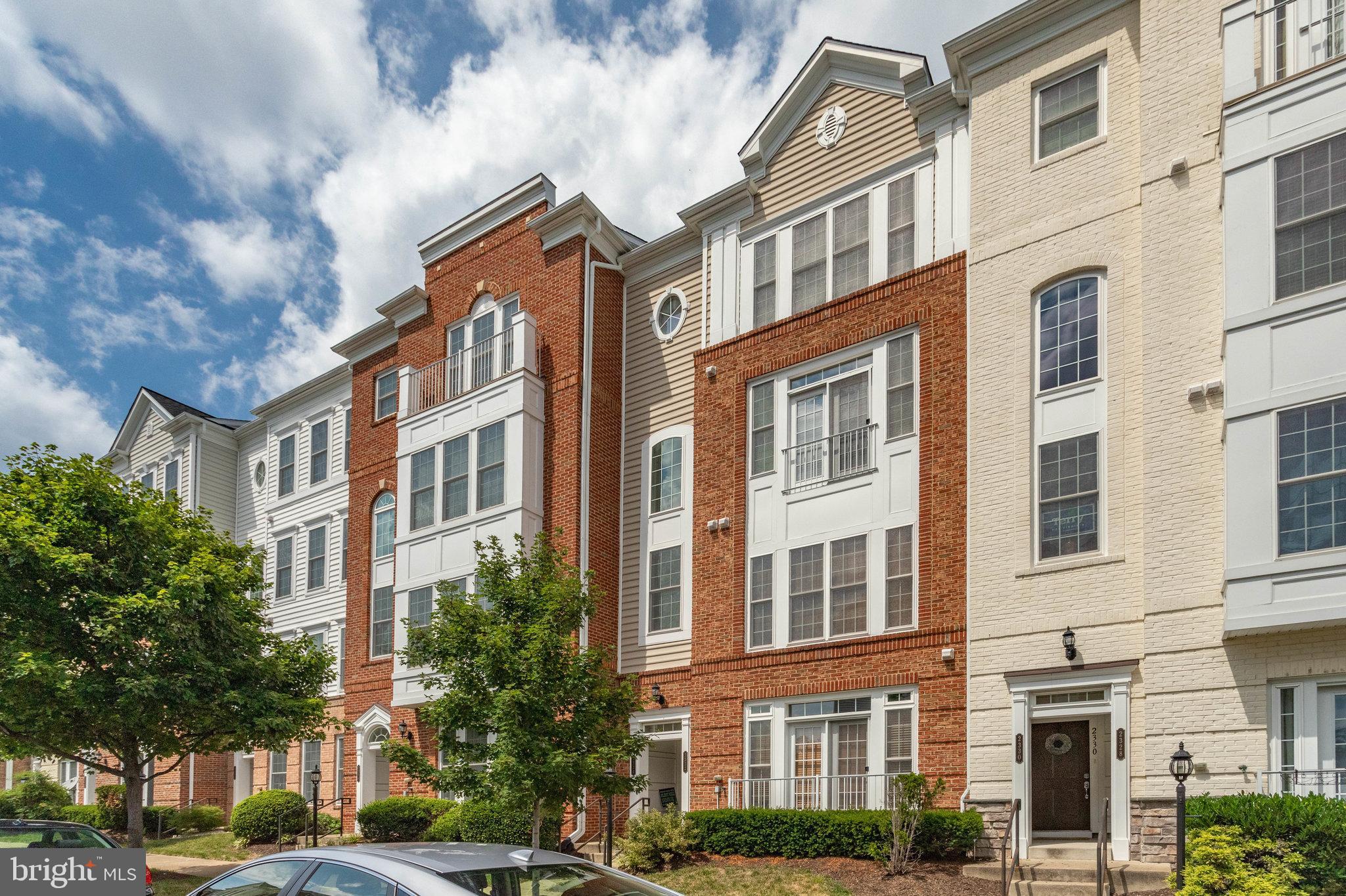 POTOMAC CLUB - Residential