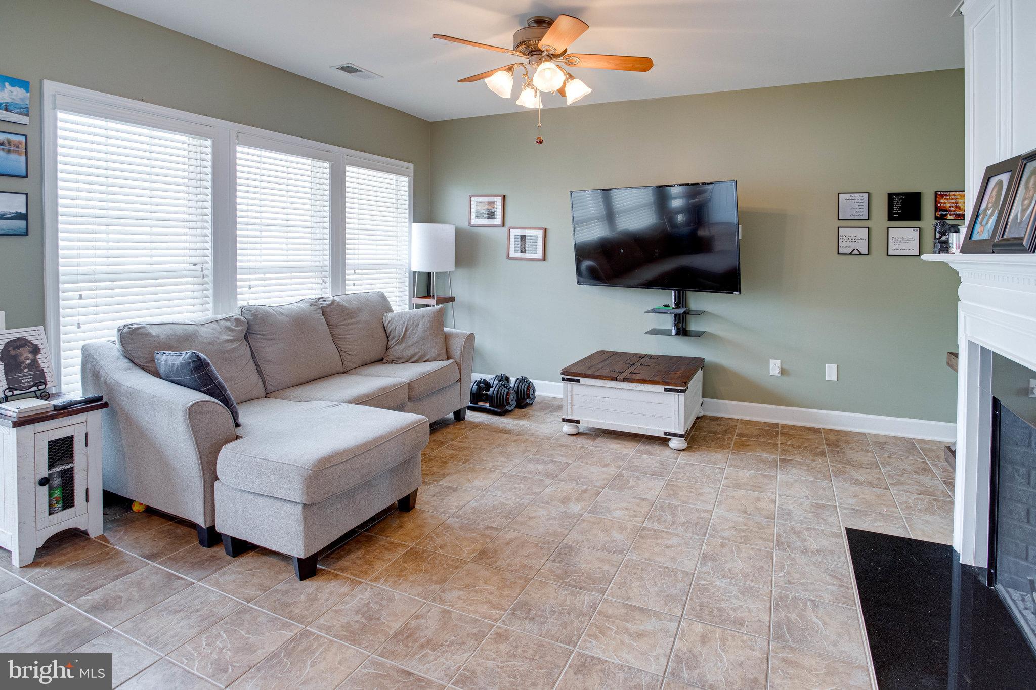 POTOMAC CLUB - Residential