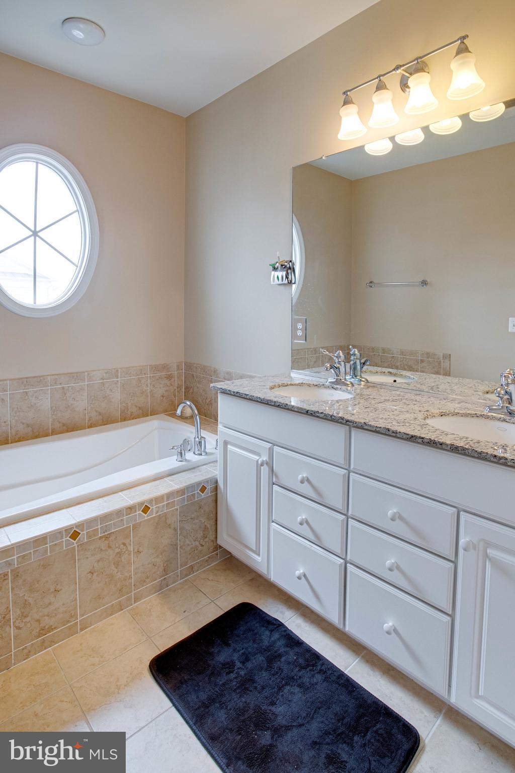 POTOMAC CLUB - Residential