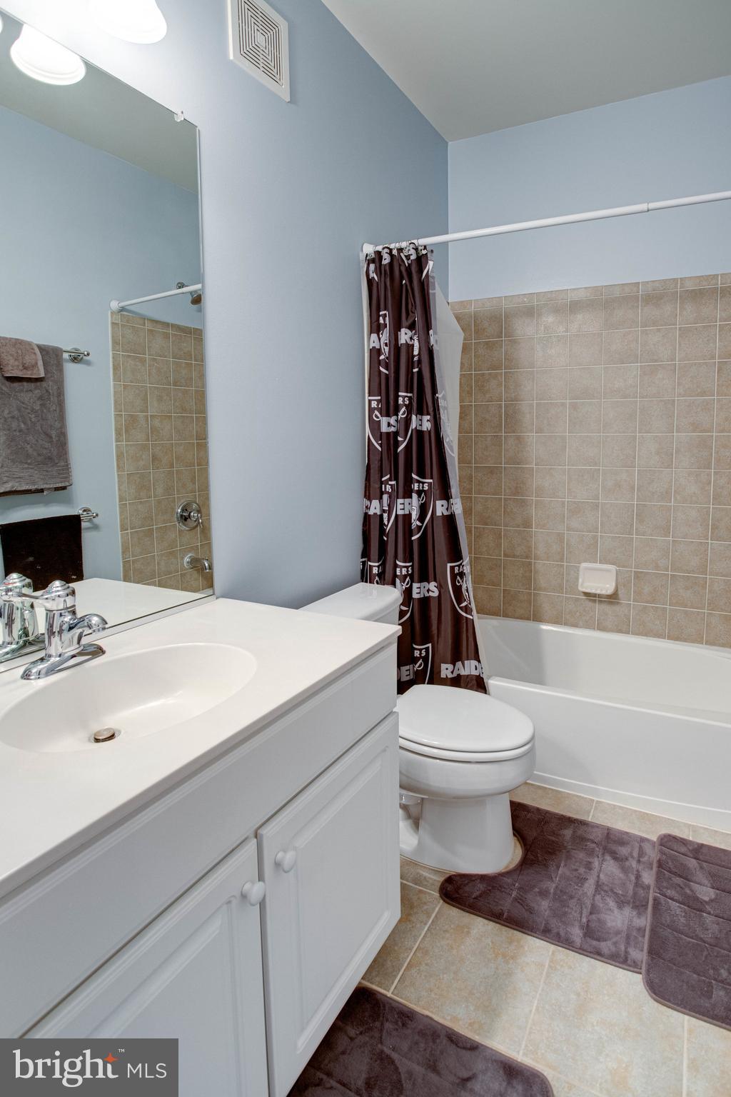 POTOMAC CLUB - Residential