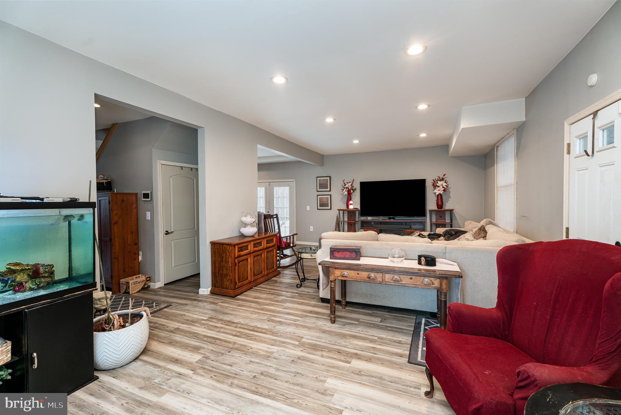 EDGEMONT - Residential