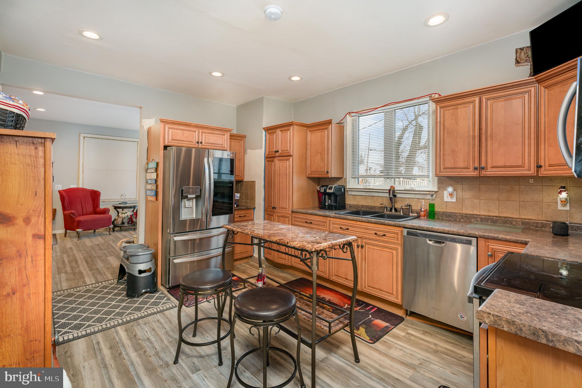 EDGEMONT - Residential