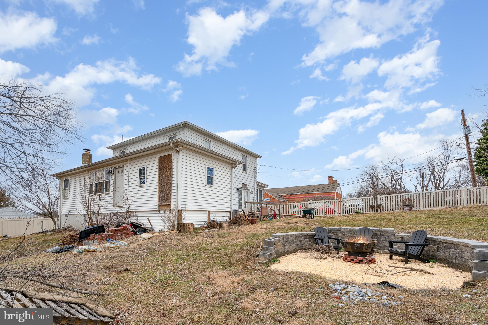 EDGEMONT - Residential