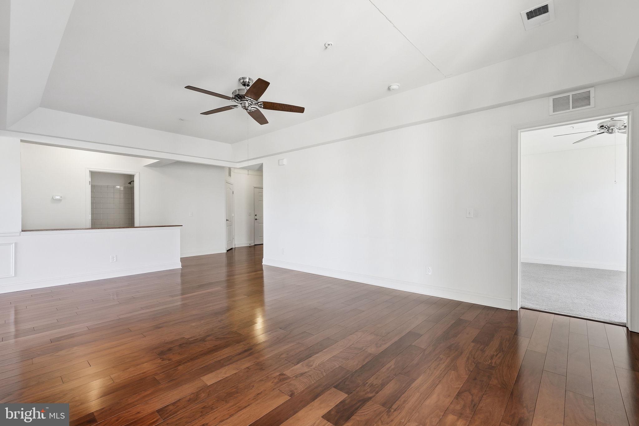 THE GATHERINGS - Residential