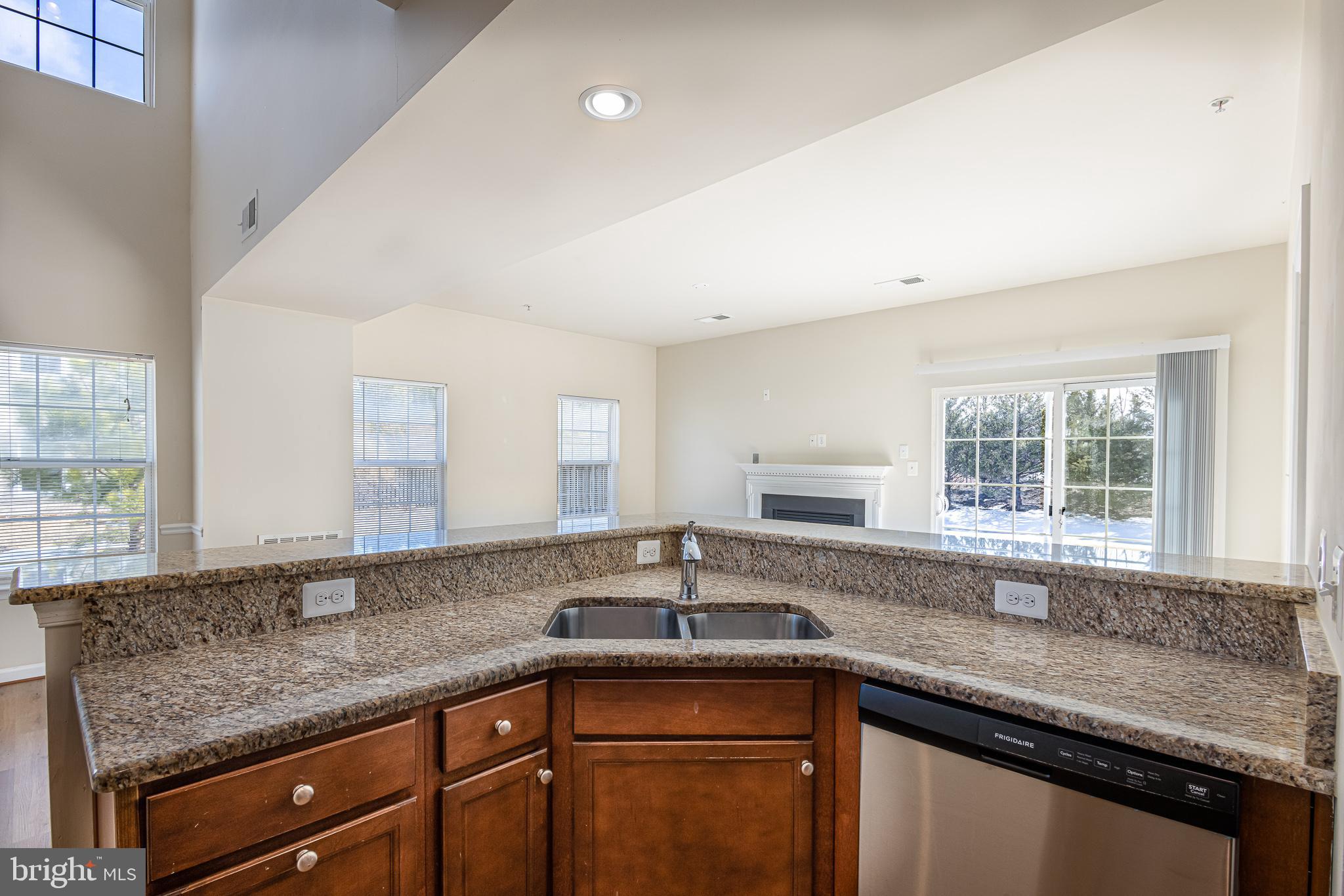 LAKELANDS AT EASTON - Residential