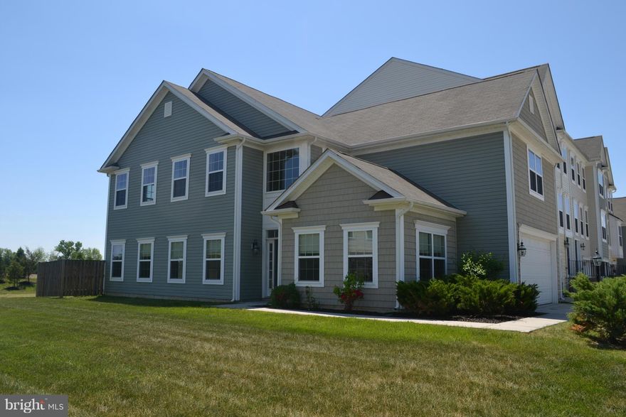 Spacious four bedroom 2700+ fsf end unit town home in Easton's prized Lakelands subdivision 5 minutes from downtown and all its' amenities.  New roof 2025, granite kitchen with stainless appliances,1st floor primary suite with private bath & large walk-in closet, living room w/fireplace, dining, area, powder room, 1st floor light filled den/office, two car garage and separate laundry with linen closet. Three bedrooms up with spacious family room. Enjoy seasonal community pool and green common areas.  Available immediately!