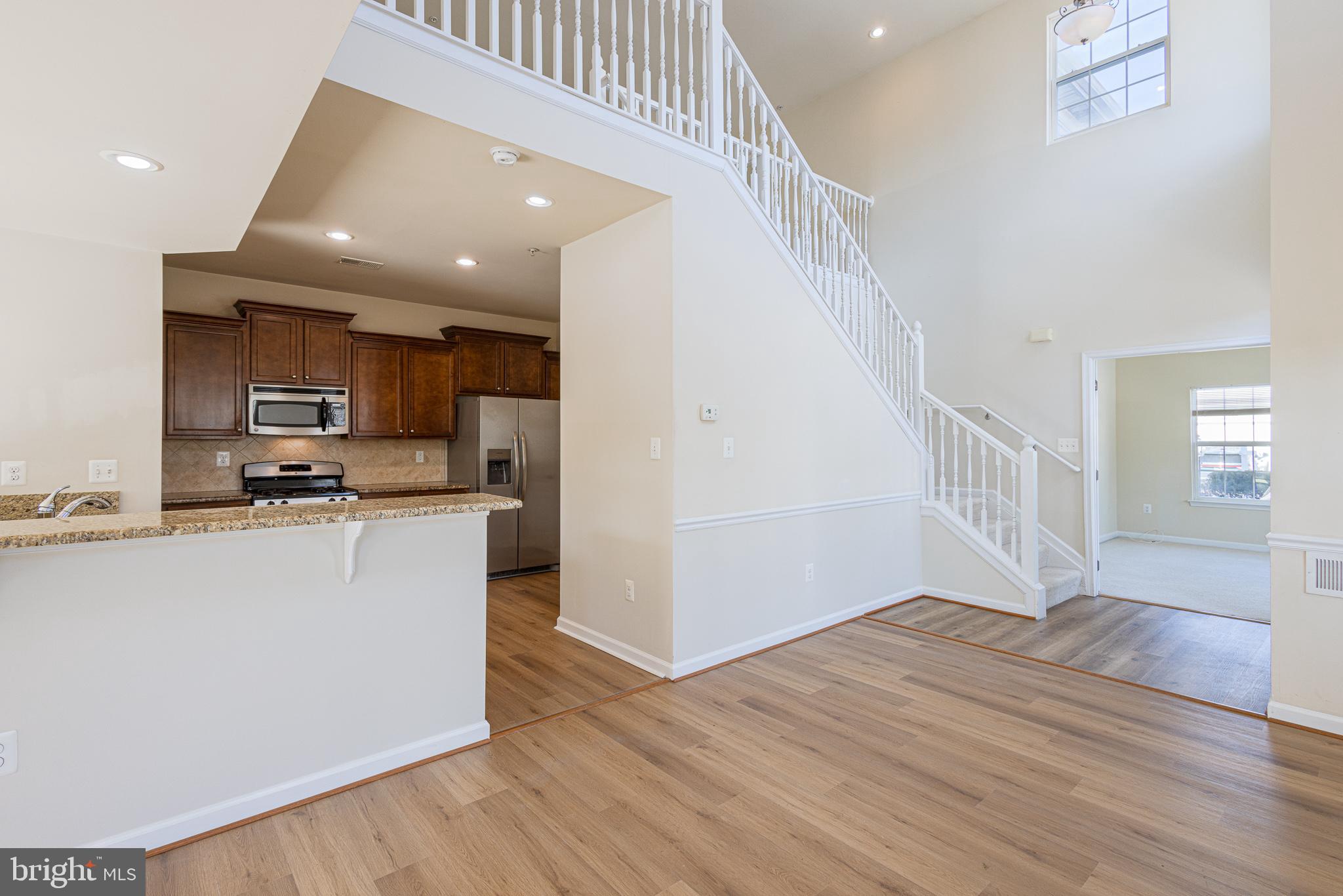 LAKELANDS AT EASTON - Residential