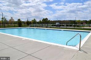 LAKELANDS AT EASTON - Residential