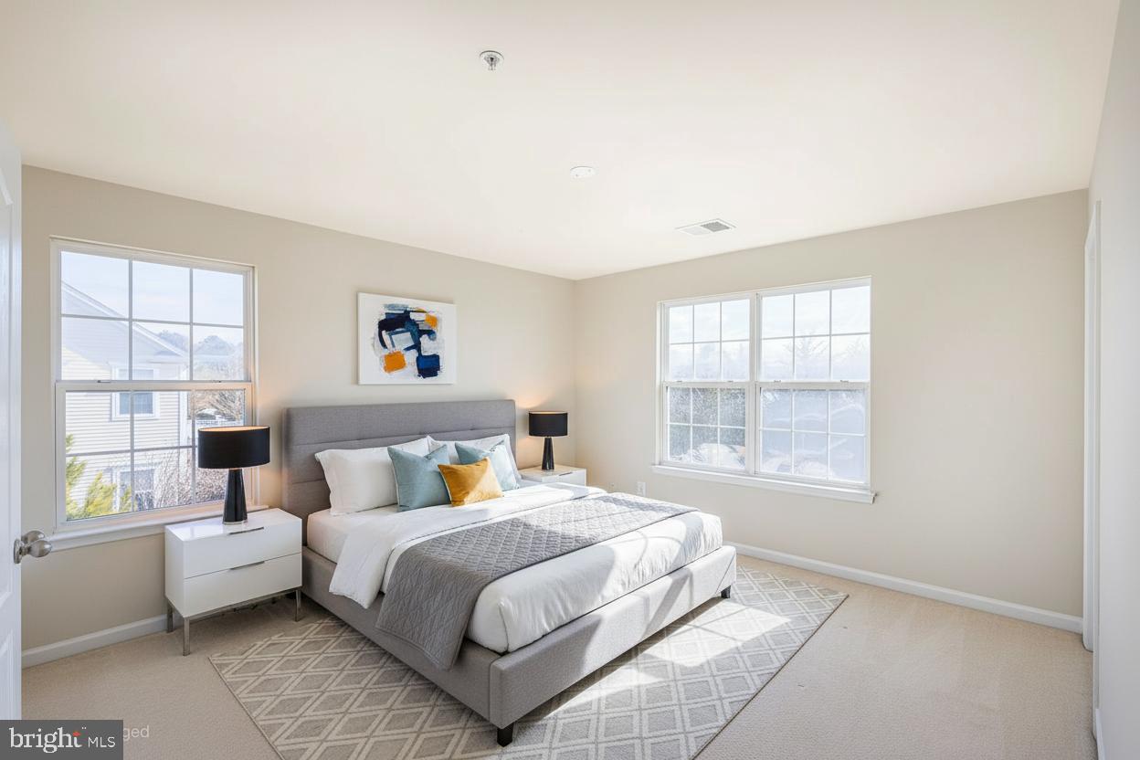 LAKELANDS AT EASTON - Residential