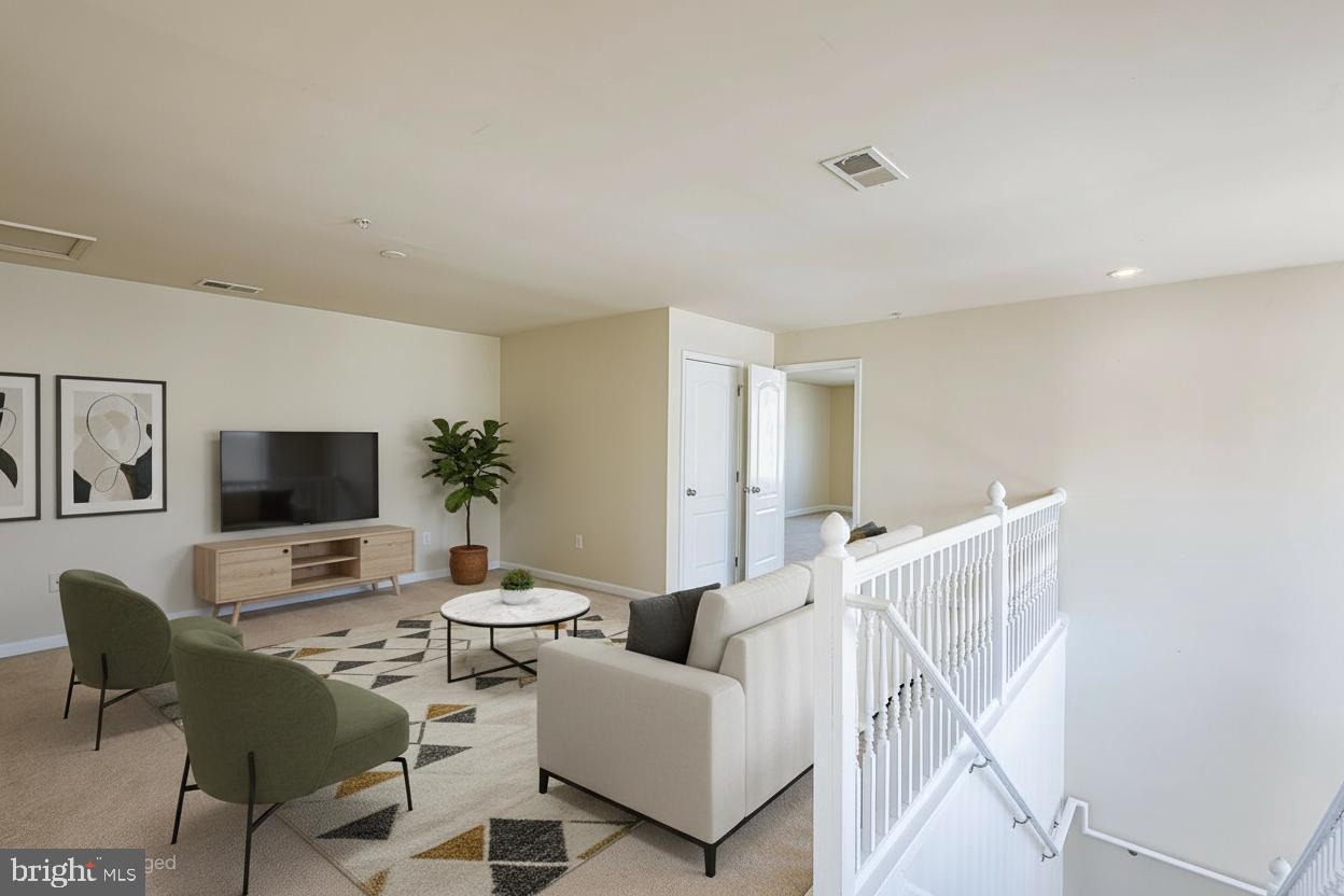 LAKELANDS AT EASTON - Residential