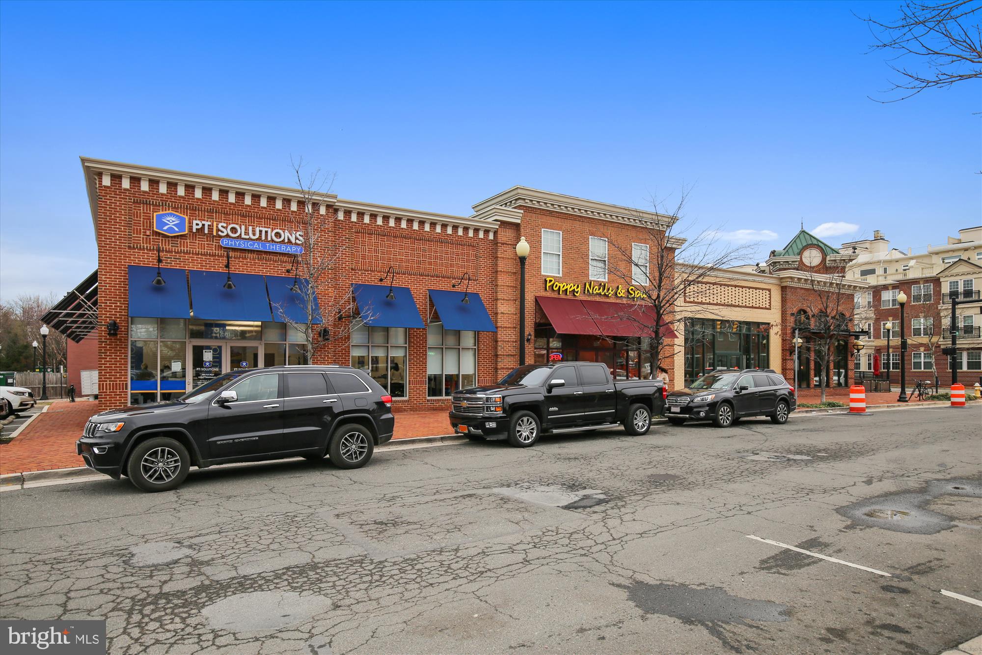 WOODLAWN TERRACE - Residential