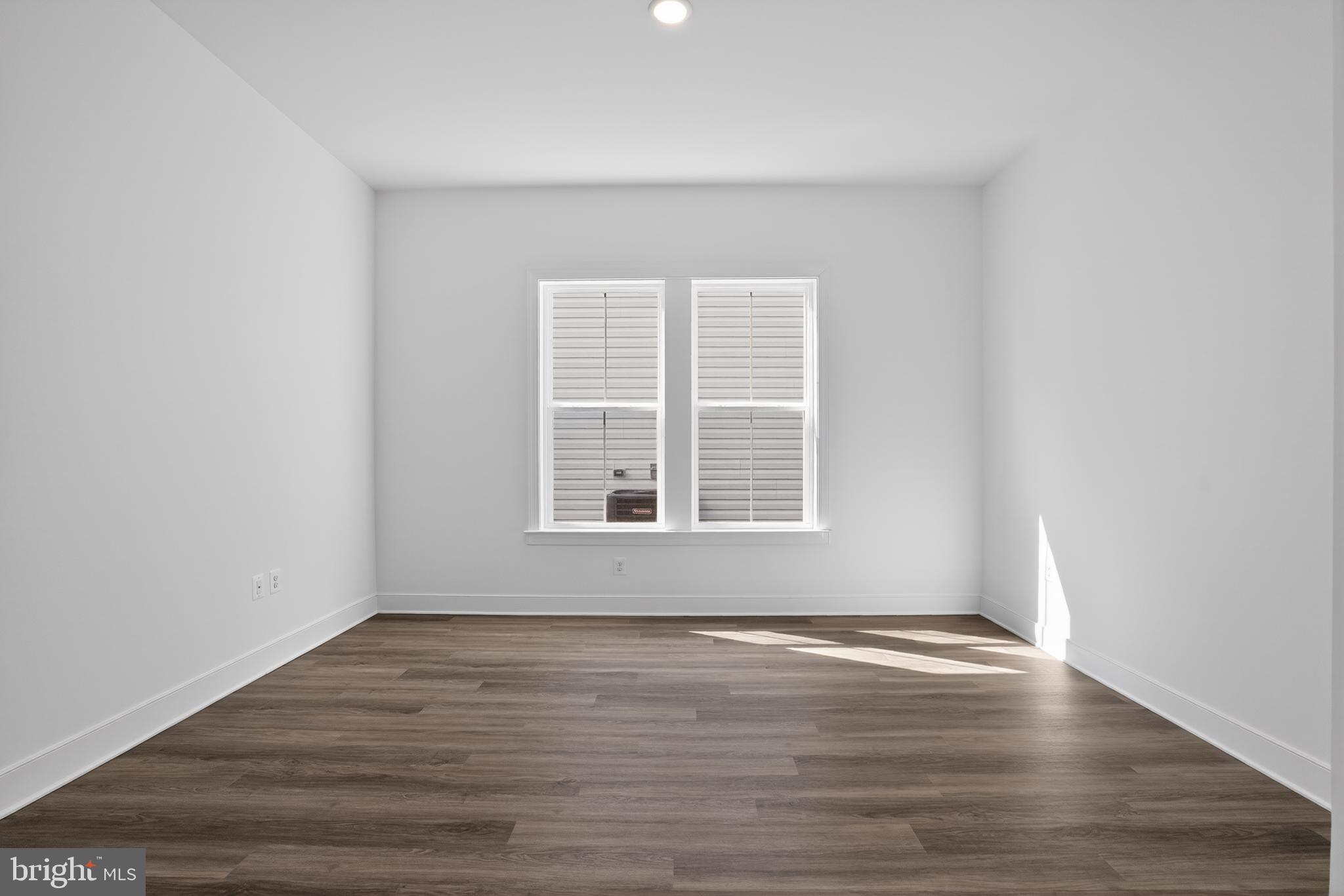 34584 SCENIC HARBOR WAY