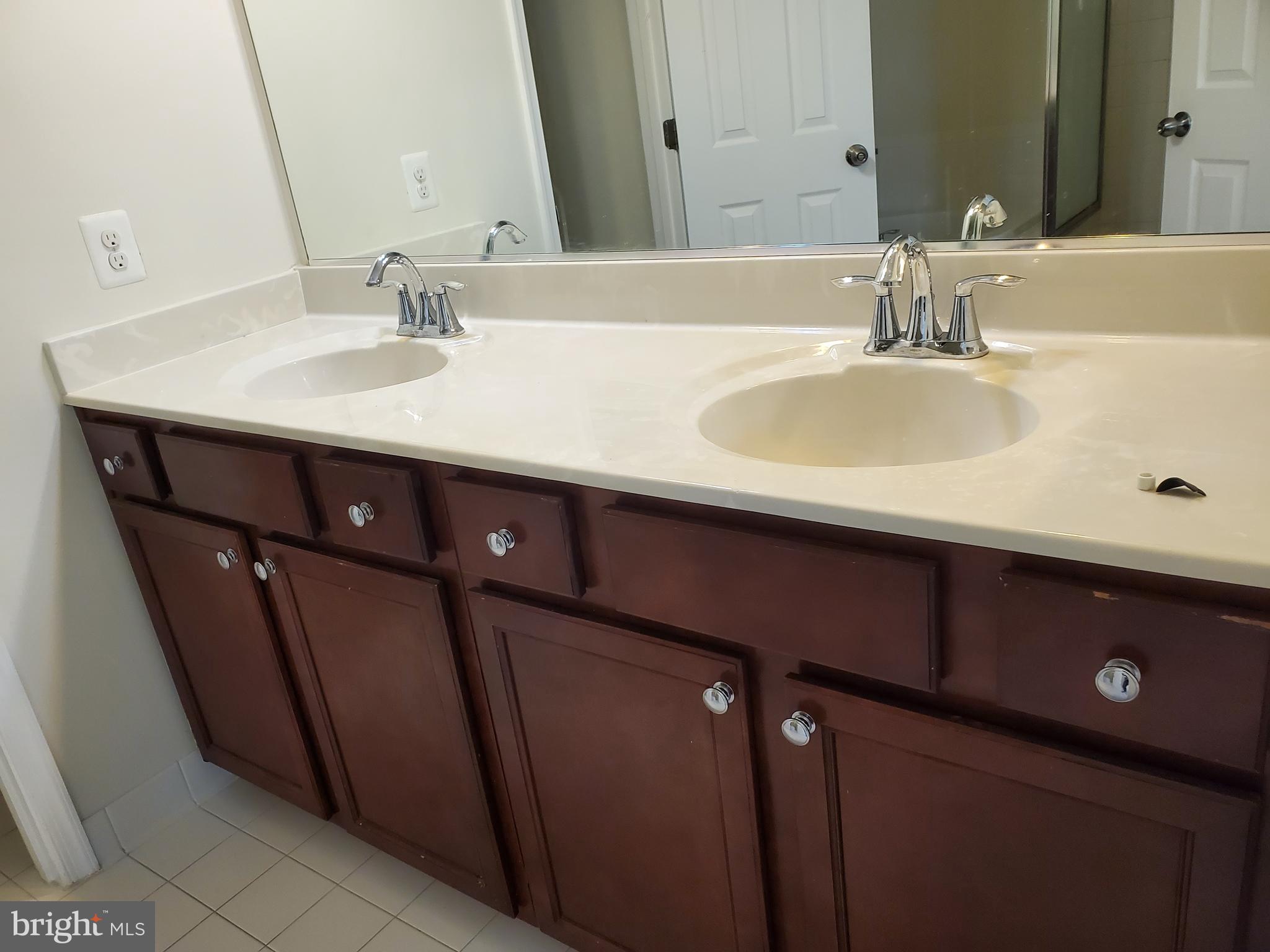 SIMPSON MILL - Residential Lease