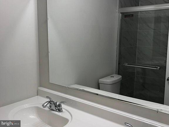 FAIRKNOLL - Residential Lease