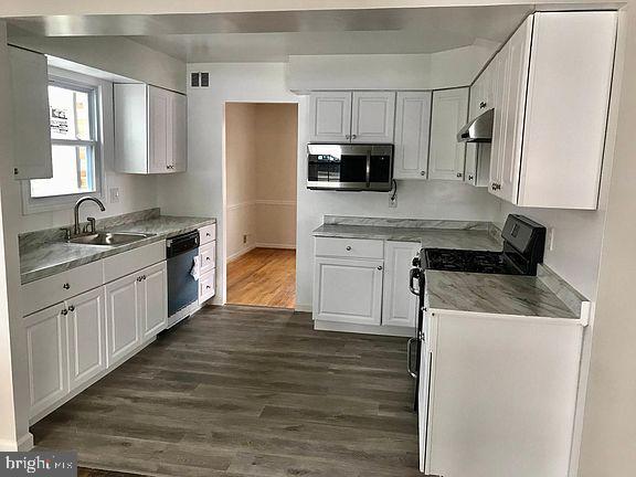 FAIRKNOLL - Residential Lease