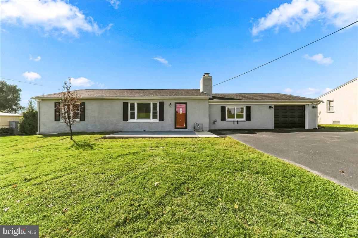 830 W KINGS HIGHWAY
