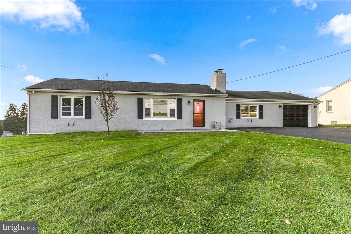 830 W KINGS HIGHWAY