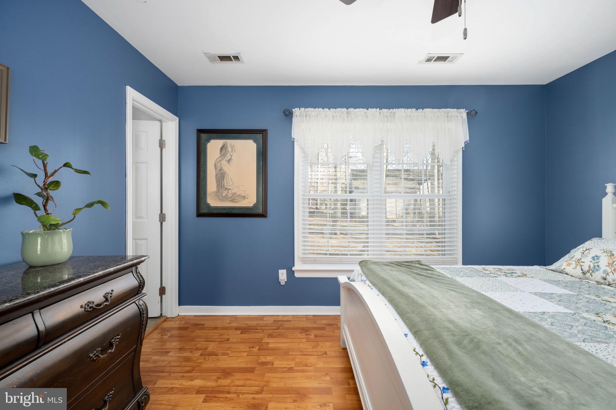 LAKE LAND OR - Residential