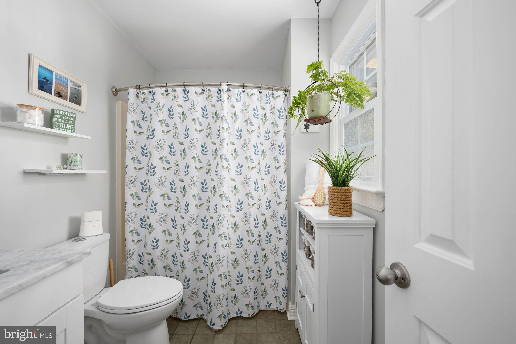 LAKE LAND OR - Residential