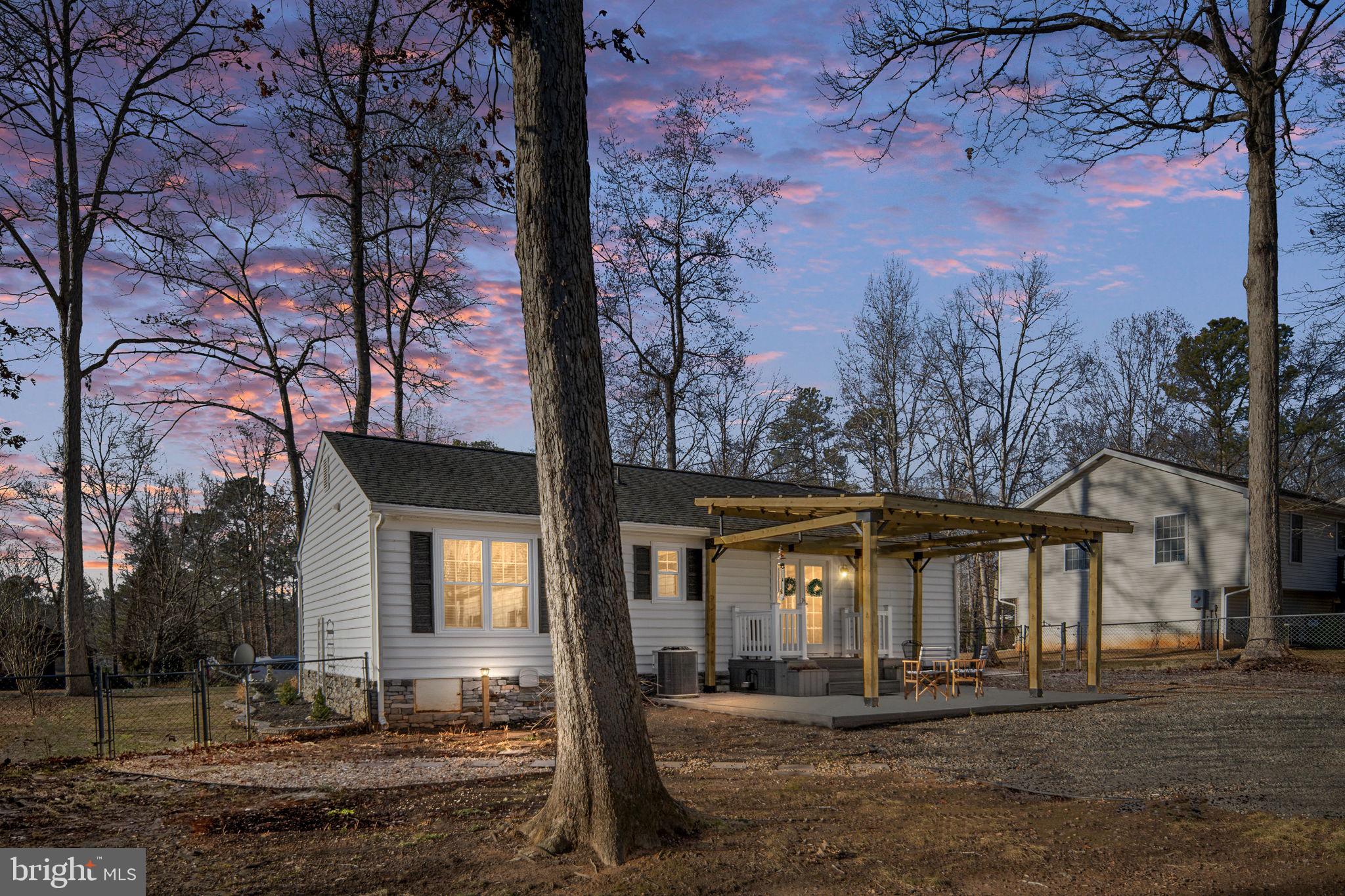 LAKE LAND OR - Residential