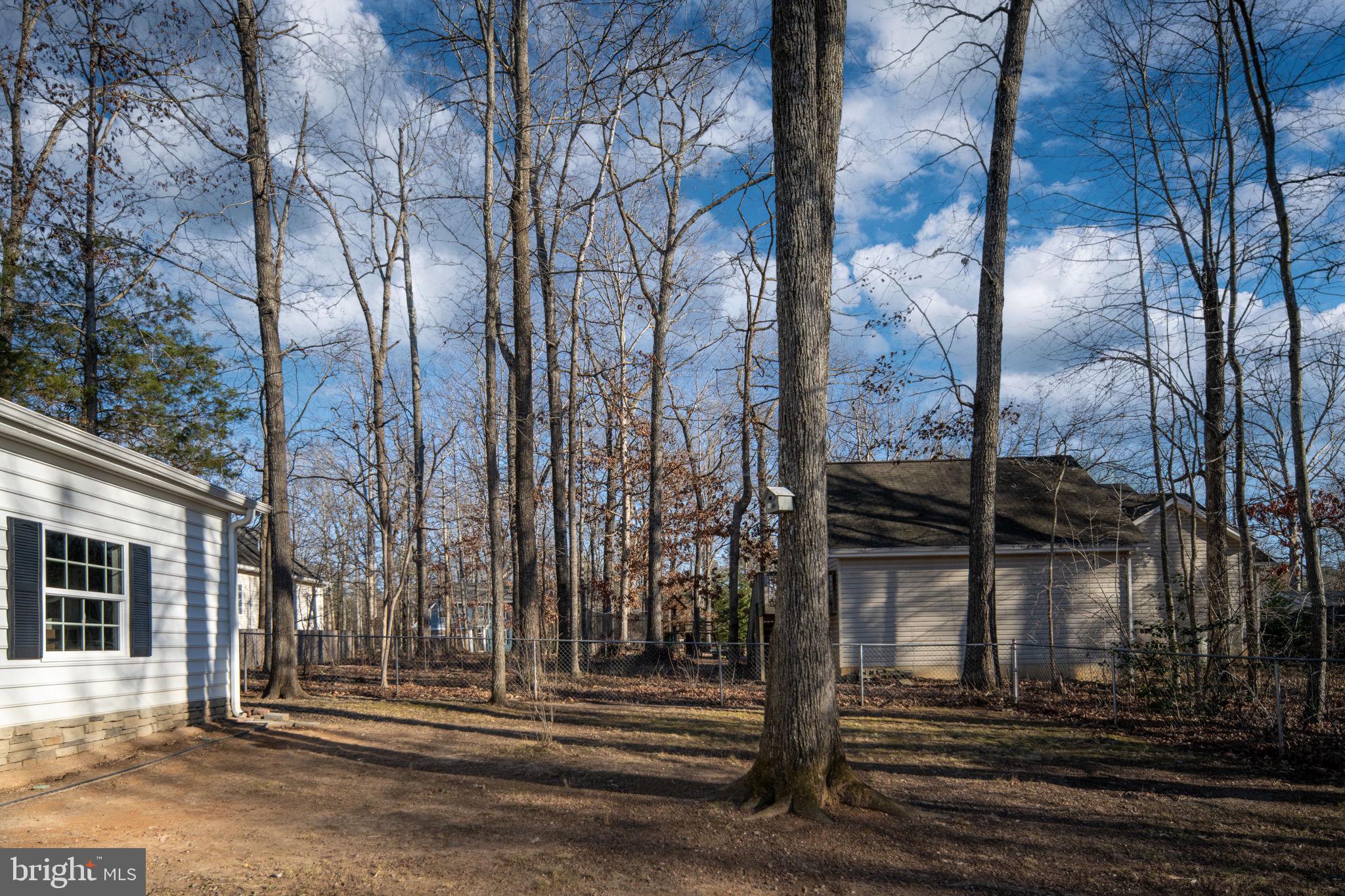 LAKE LAND OR - Residential