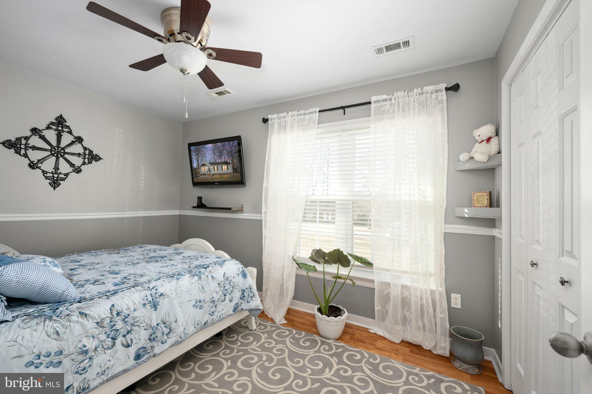 LAKE LAND OR - Residential